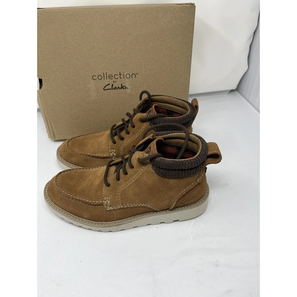 Clarks Men's Barnes Mid Boot Cola Suede Fabric Suede Size 8.5 8 1/2 New w/‎ BOX